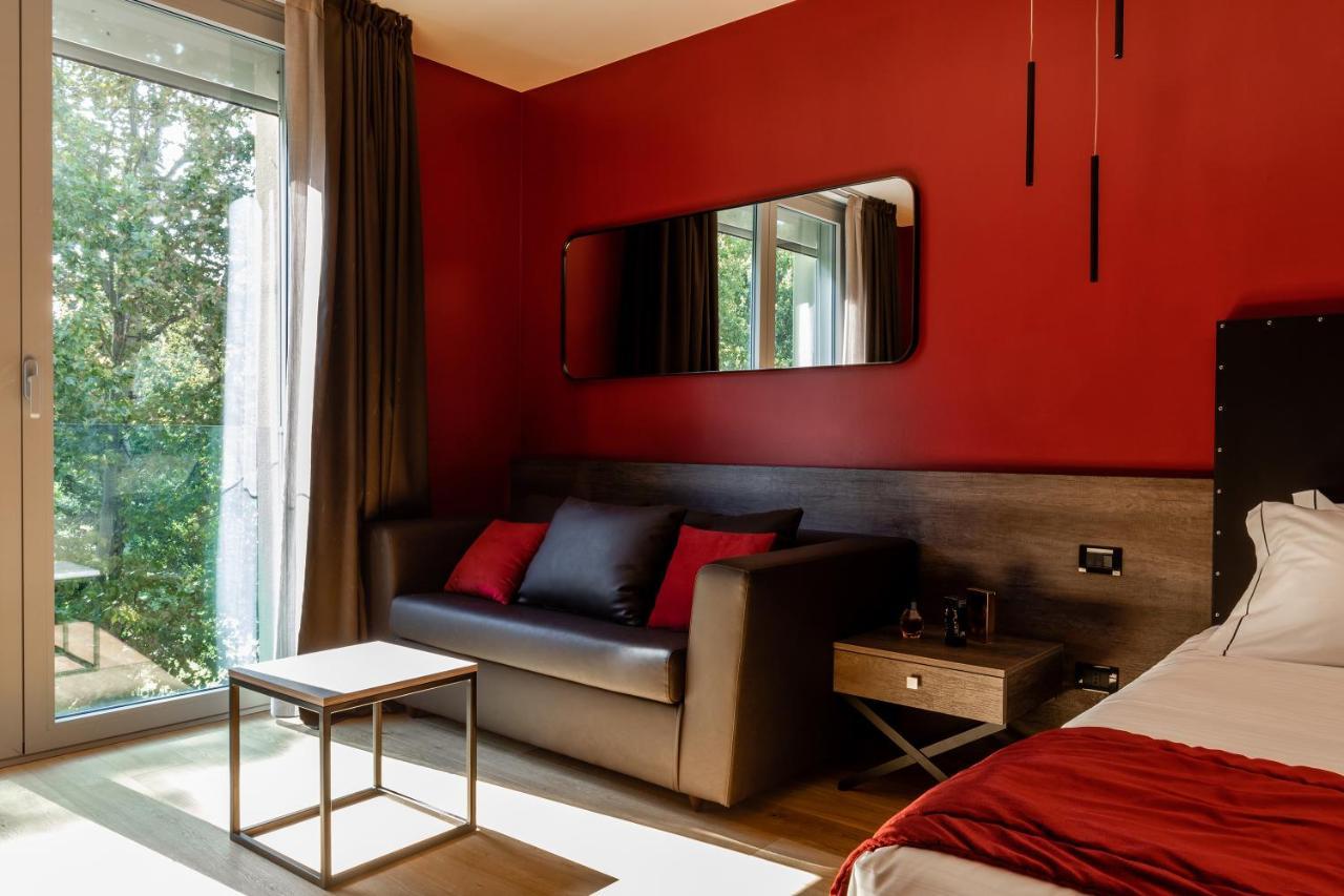 Anusca Palace Hotel Castel San Pietro Terme Exterior photo